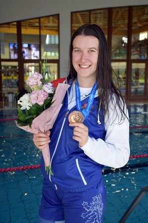 Adéla Švomová s bronzovou medailí na ME 2023 v Maďarsku